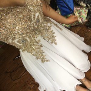 Semi-Formal White and Gold Dress Size Small